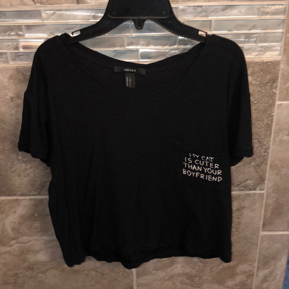 Embroidered pocket T-shirt